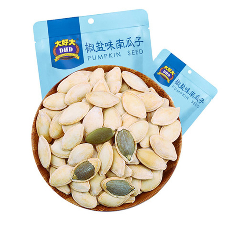 delicious-salt-and-pepper-flavored-pumpkin-seeds-110g-1