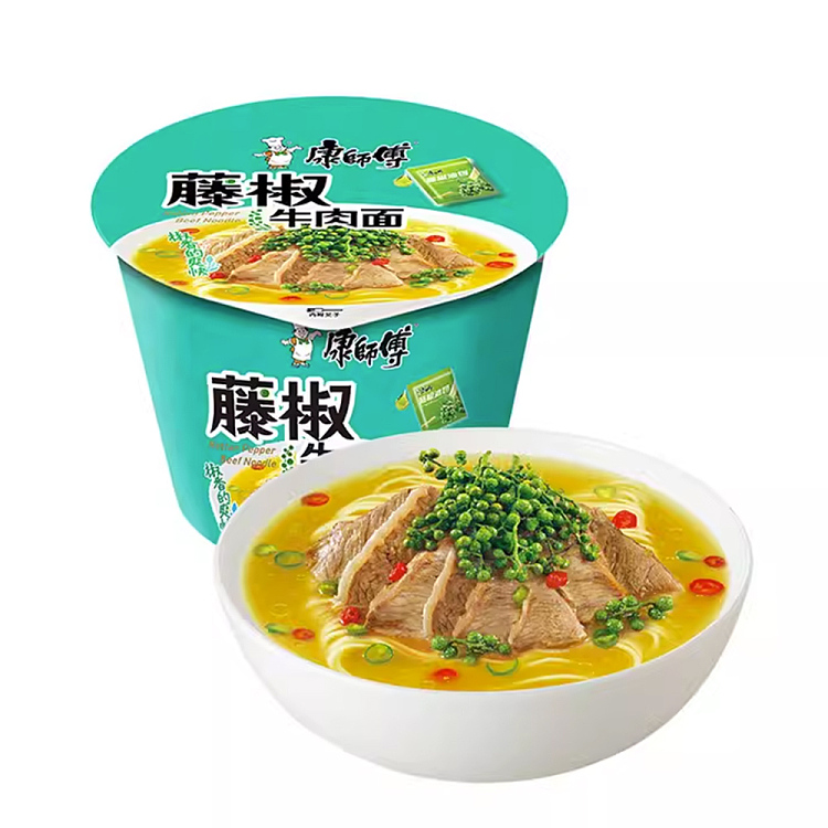 master-kong-noodle-bucket-beef-noodle-with-garlic-pepper-106g-1