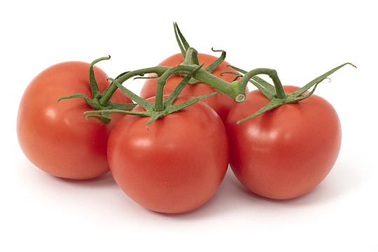 freshapprox-1kg-of-vine-tomatoes-1