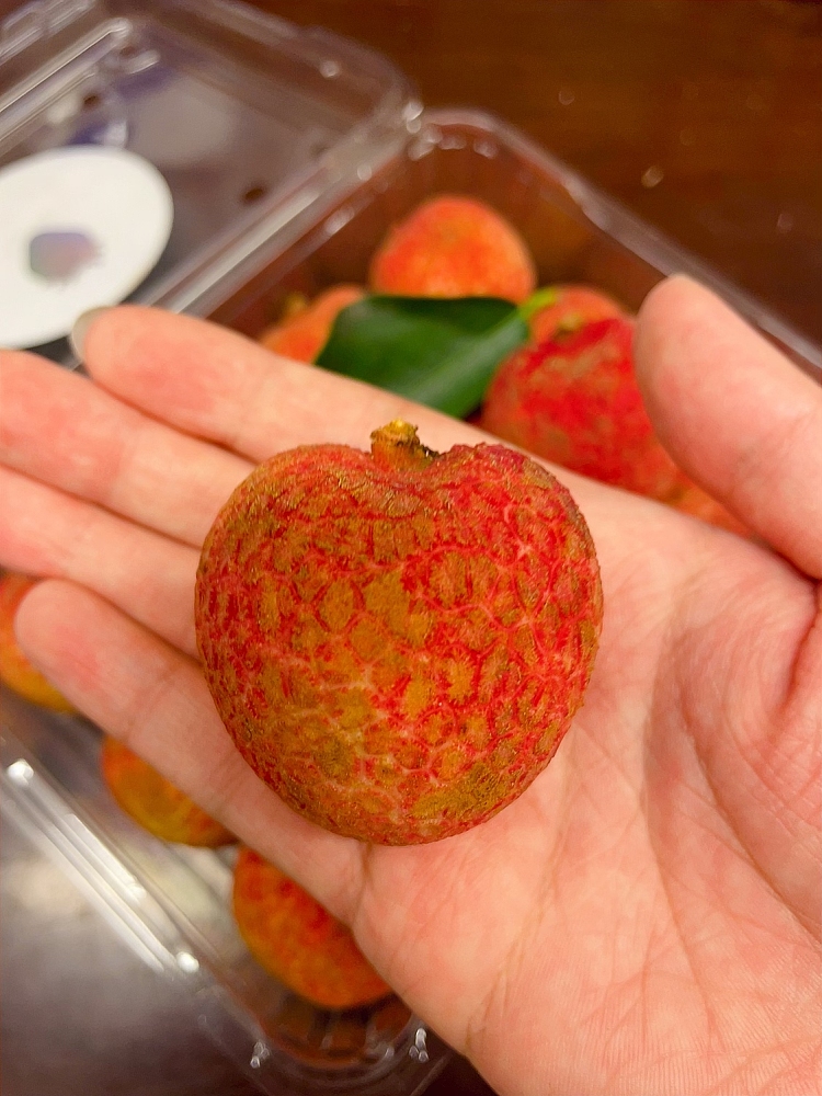 fresh-lychee-about-400g-3