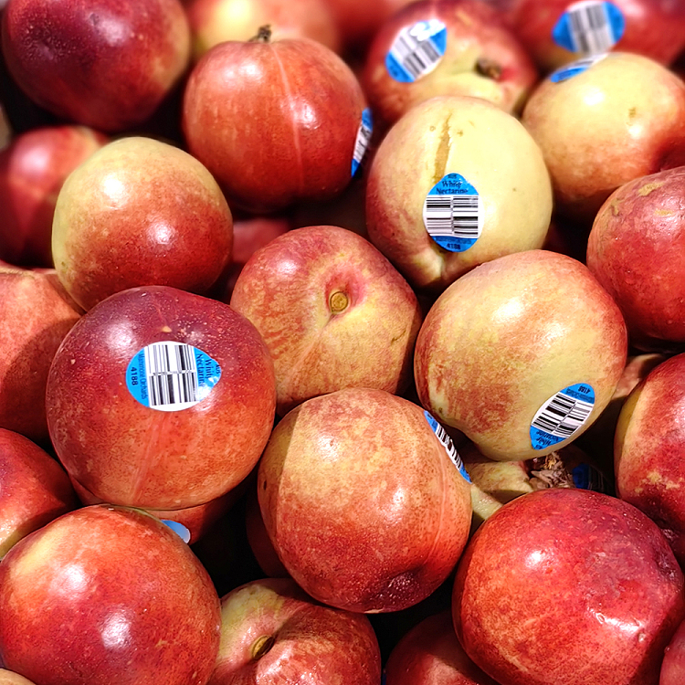local-white-nectarine-approx500g-1