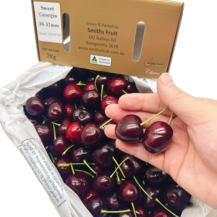 smithfruitsweetgeorgia-cherries-30-32mm-gift-box-approx-2kg-3