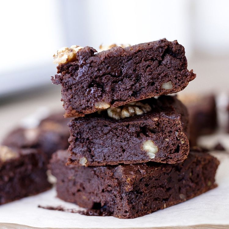 freshbrownie-32pcs1100gfrozen-import-frozen-ready-to-use-1