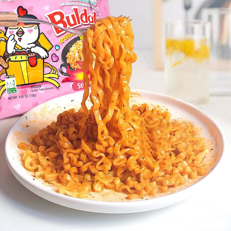 samyang-creamy-spicy-chicken-noodle-130g5-bagspack-2