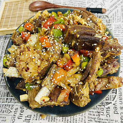 香辣羊排（中辣）【700ml盒装】