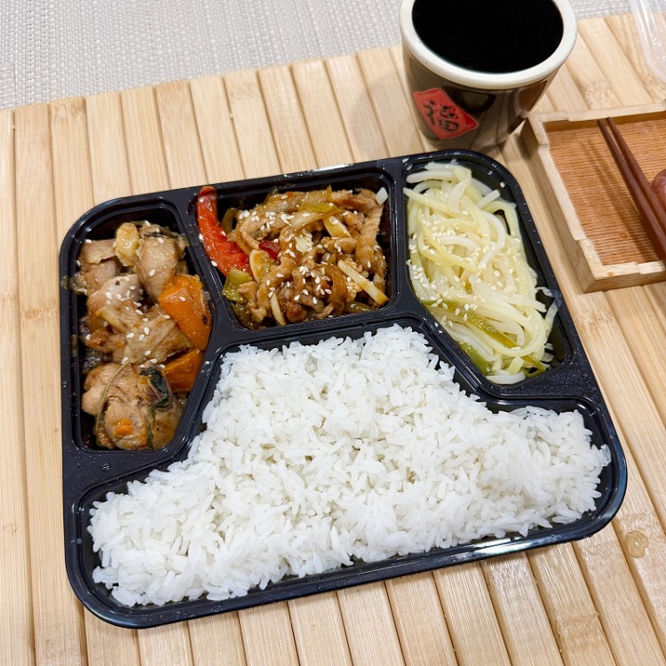white-ricesichuan-pepper-shredded-pork-spicytaiwanese-three-cup-chickenstir-fried-potato-shreds-1