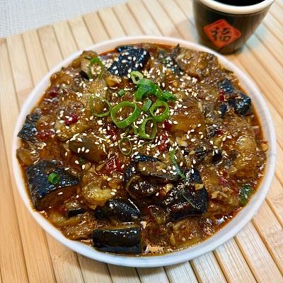 蒜香茄子煲（辣）（700ml盒装）【约500g】