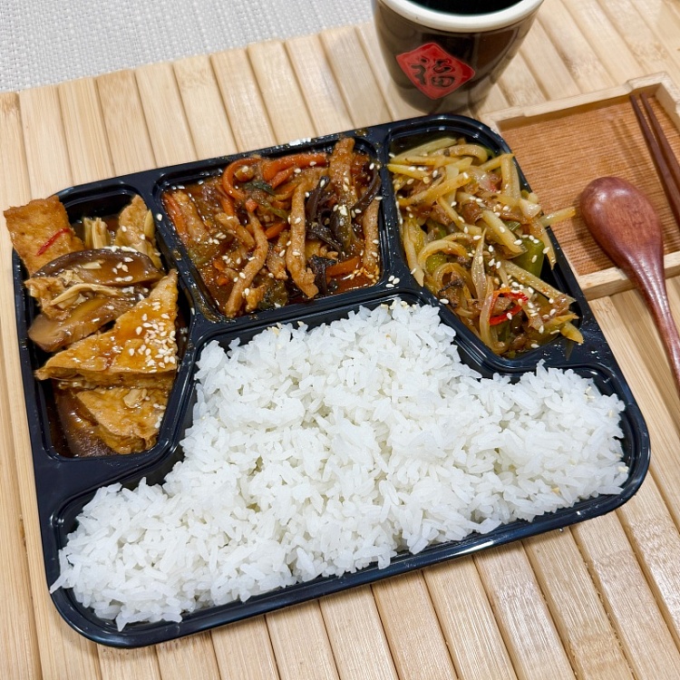 white-riceshredded-meat-with-fish-flavor-spicythree-fresh-rolls-of-dried-bean-milk-creams-and-bean-curd-pot-spicyfried-shredded-potato-with-gra-1