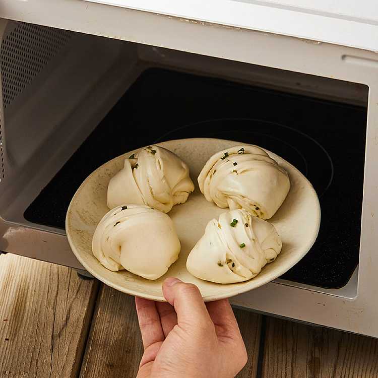 frozen-miss-you-green-onion-bun-360g-4