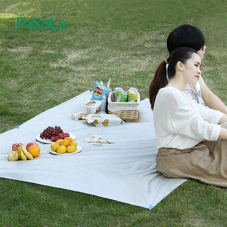 fasola-disposable-picnic-mat-150200cm-2