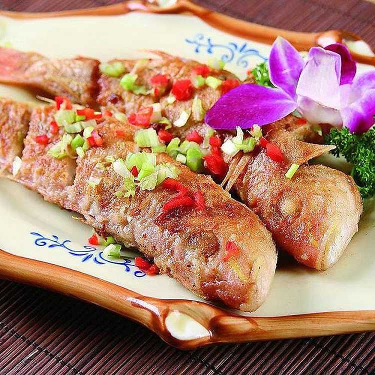 fresh-one-serving-of-cheng-kee-local-fresh-red-cedar-fish-about-500g-before-cleaning-2