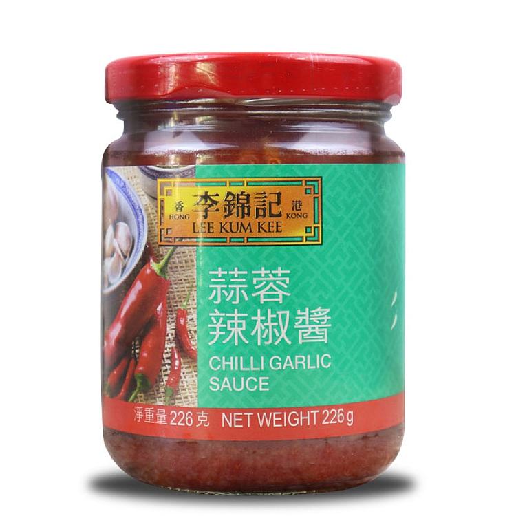 lee-kum-kee-garlic-chilli-sauce-226g-1