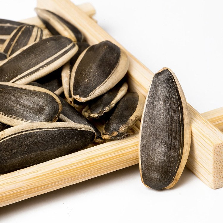 da-hao-da-hickory-flavored-melon-seeds-150g-2