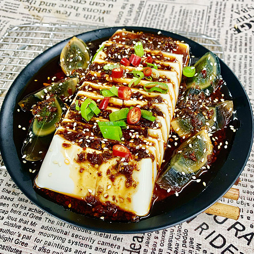tofu-with-century-egg-1