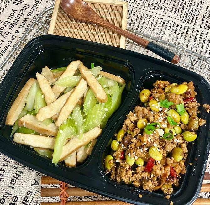 minced-pork-stir-fried-with-dried-radish-and-edamamestir-fried-dried-tofu-with-celery-1