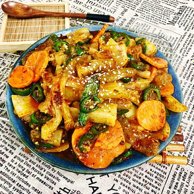 香辣牛蹄筋（700ml盒装）