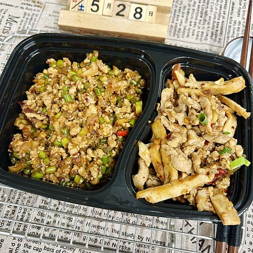 minced-pork-with-diced-garlic-sproutsstir-fried-pork-strips-with-dried-tofu-1