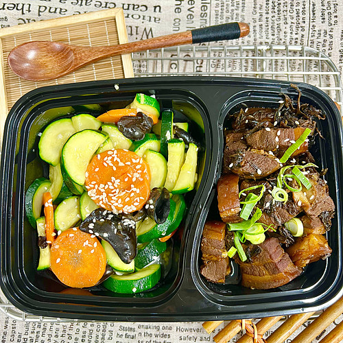 dried-plum-vegetable-braised-porkcolorful-vegetables-1