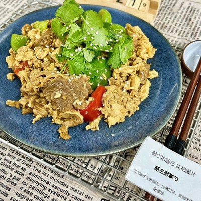 椒块蛋炒肥牛（700ml盒装）