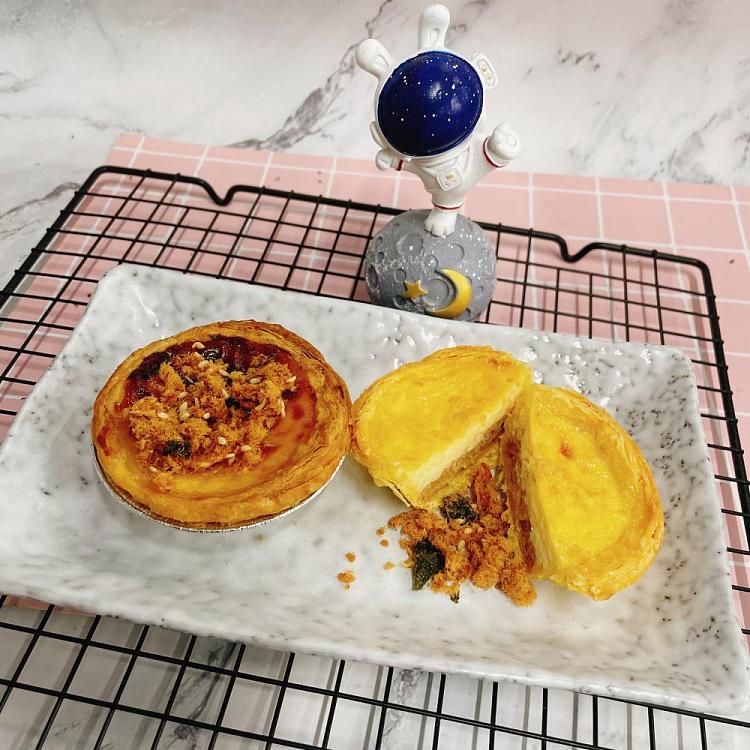seaweed-pork-floss-egg-tart-2-pcs-1