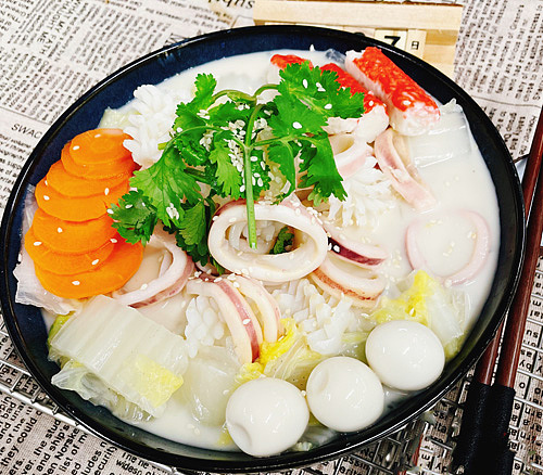 pepper-chicken-soup-seafood-pot-1