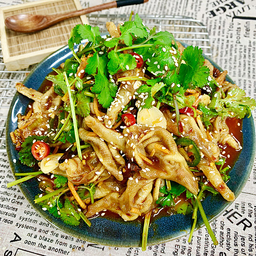 spicy-boneless-duck-feet-1