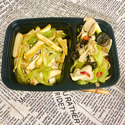 celtuce-and-black-fungus-stir-fried-with-porkstir-fried-dried-tofu-with-celery-1
