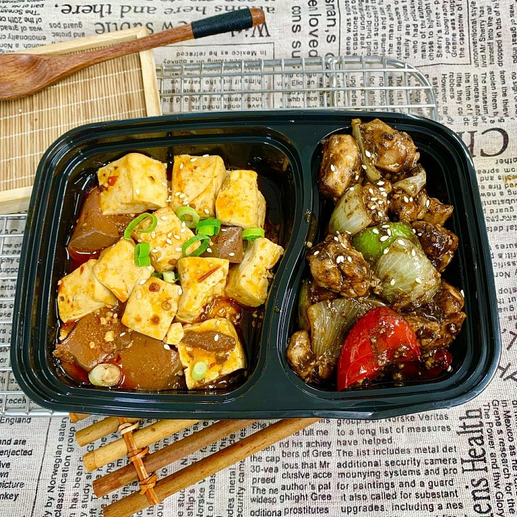black-pepper-chicken-bitesduck-blood-tofu-1