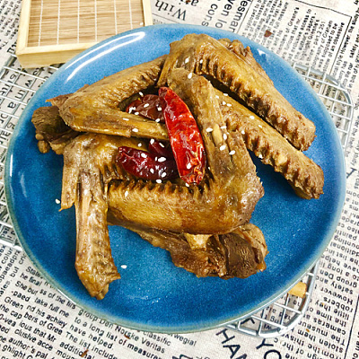 香辣鸭翅（中辣）【700ml盒装】