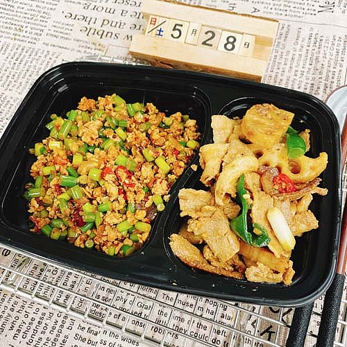 twice-cooked-pork-with-lotus-root-slicesminced-pork-with-diced-garlic-sprouts-1