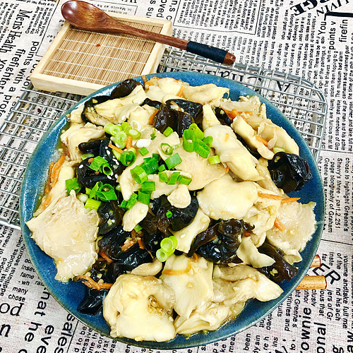 stir-fried-oyster-mushrooms-with-wood-ear-fungus-1