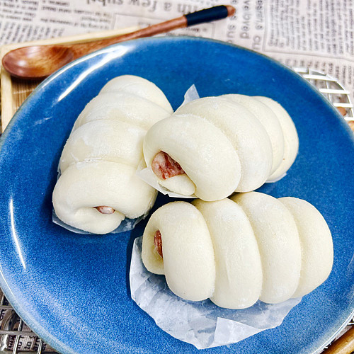 handmadechinese-sausage-bun-3-pieces-1