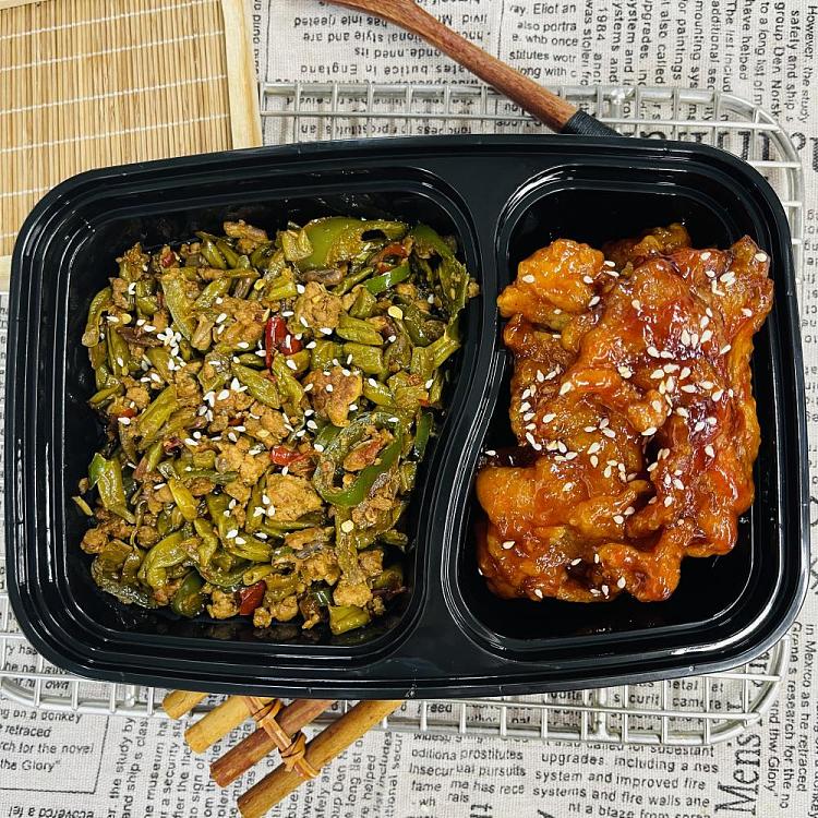 korean-fried-chicken-ribssour-string-beans-with-minced-pork-1