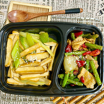 2760 四季豆炒肉片（微辣）+香干炒西芹（1000ml盒装）