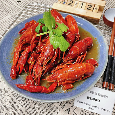 十三香小龙虾（700ml盒装）