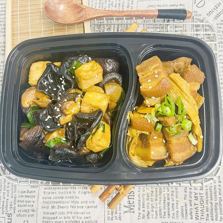 braised-pork-stewed-with-dried-beancurd-sticks-tofu-puff-with-shiitake-mushrooms-1