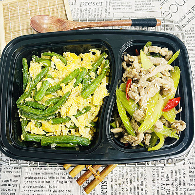 5200芹菜泡椒炒肉丝+蛋炒四季豆【1000ml盒装】