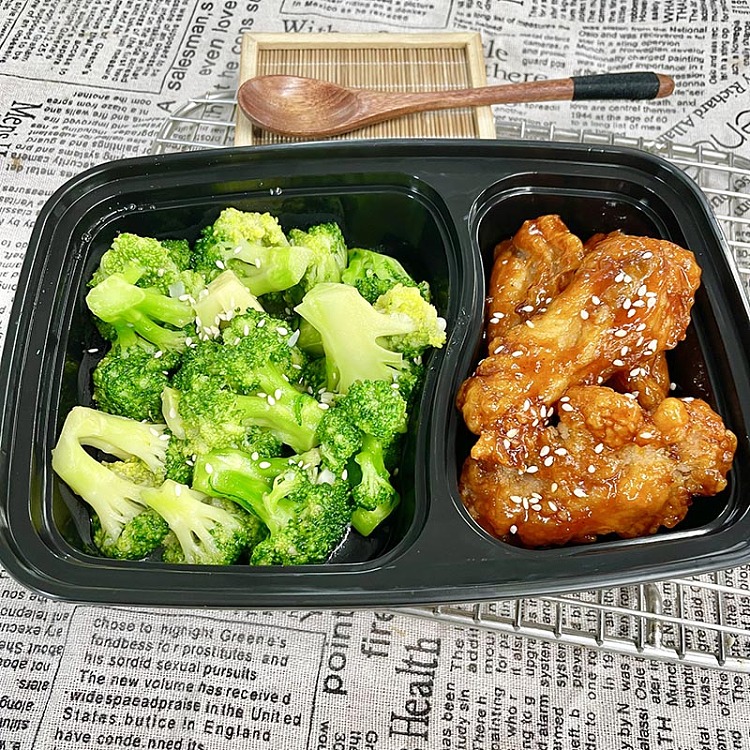 korean-fried-chicken-ribsgarlic-broccoli-1