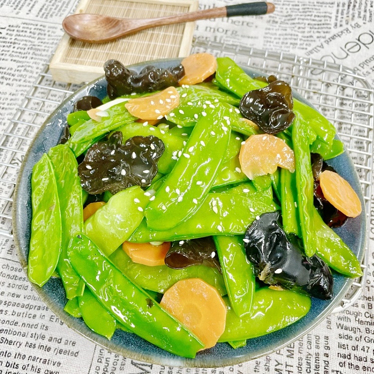stir-fried-fungus-and-snow-peas-1