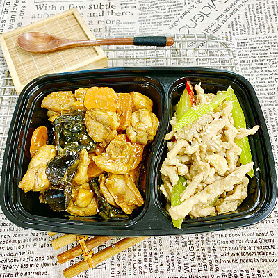 5839 芹菜泡椒炒肉丝（微辣）+胡萝卜木耳炒鸡丁【1000ml盒装】
