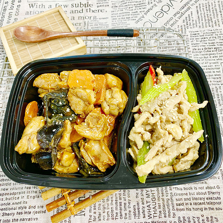 celery-and-pickled-pepper-fried-porkstir-fried-chicken-with-carrot-black-fungus-1