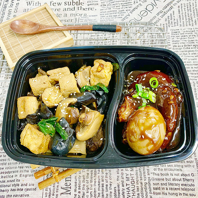 braised-pork-chop-braised-eggtofu-puff-with-shiitake-mushrooms-1