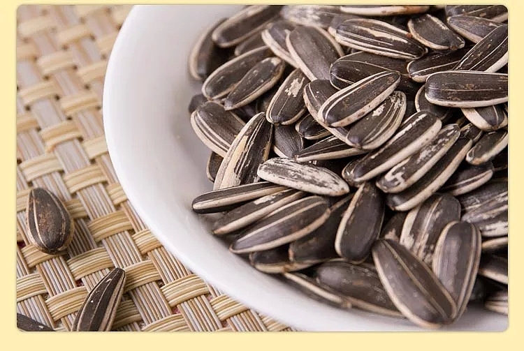 sheng-xiangzhen-melon-seeds-210g-4