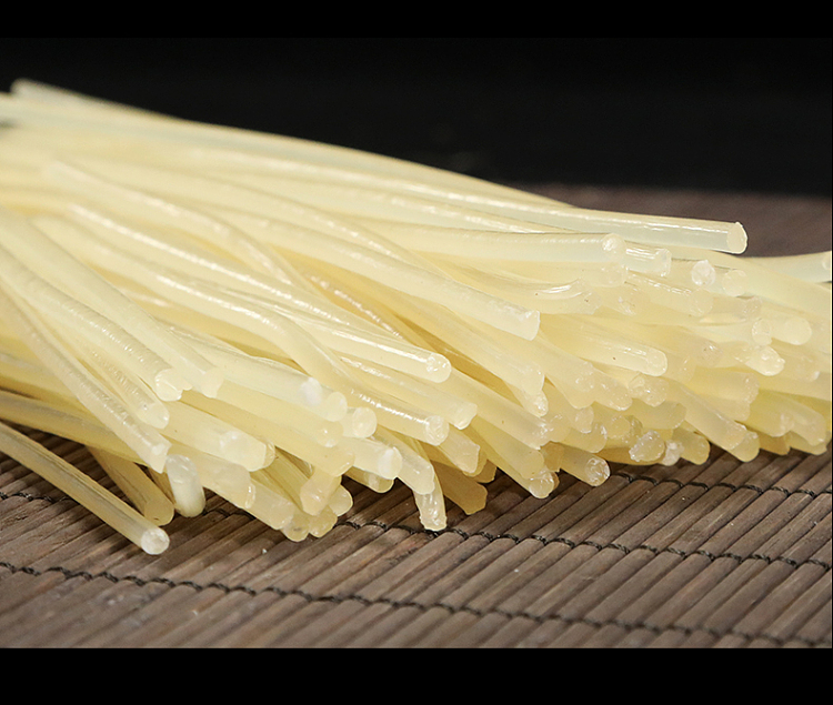 xinjiang-fried-rice-noodles-with-spicy-flavor-250g-9