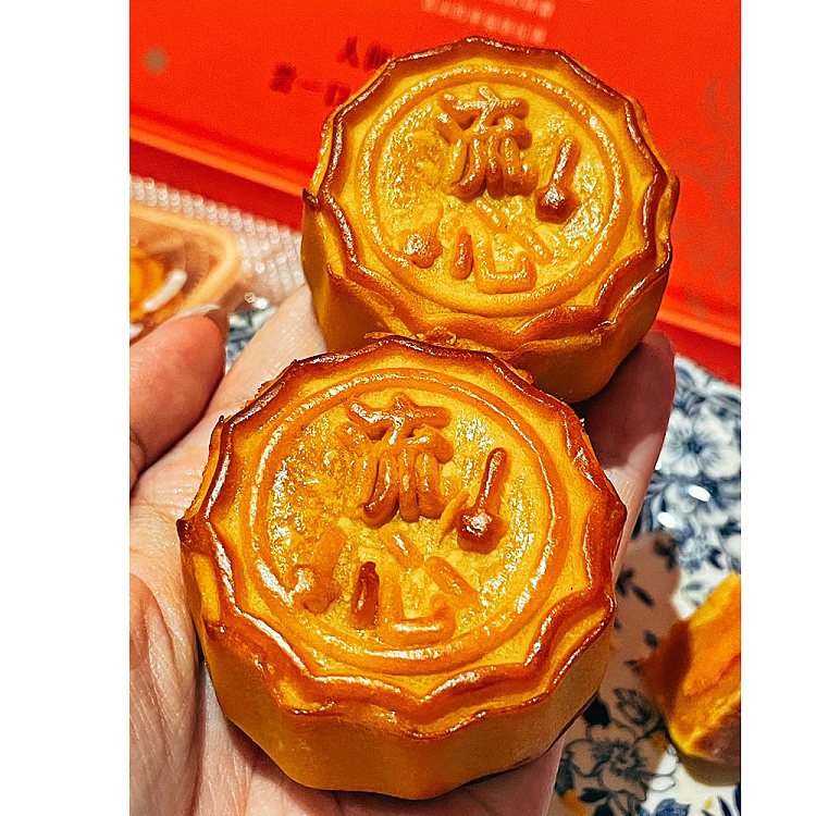 g-lab-black-truffle-cream-mooncake-gift-box-6pcs-360g-3