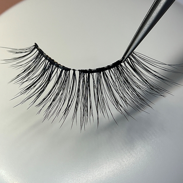 dyzlash-magnetic-eyelash-europe-and-america-b1-set-3