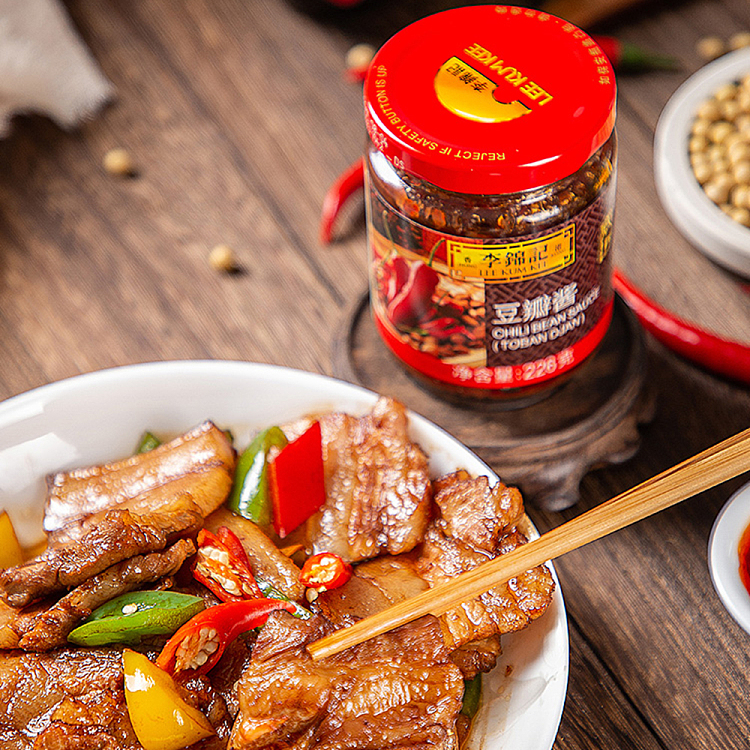 lee-kum-kee-spicy-bean-sauce-226g-5