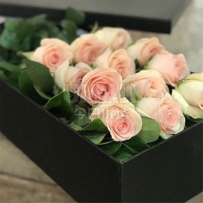 Rose&Co 粉玫瑰花盒 24支