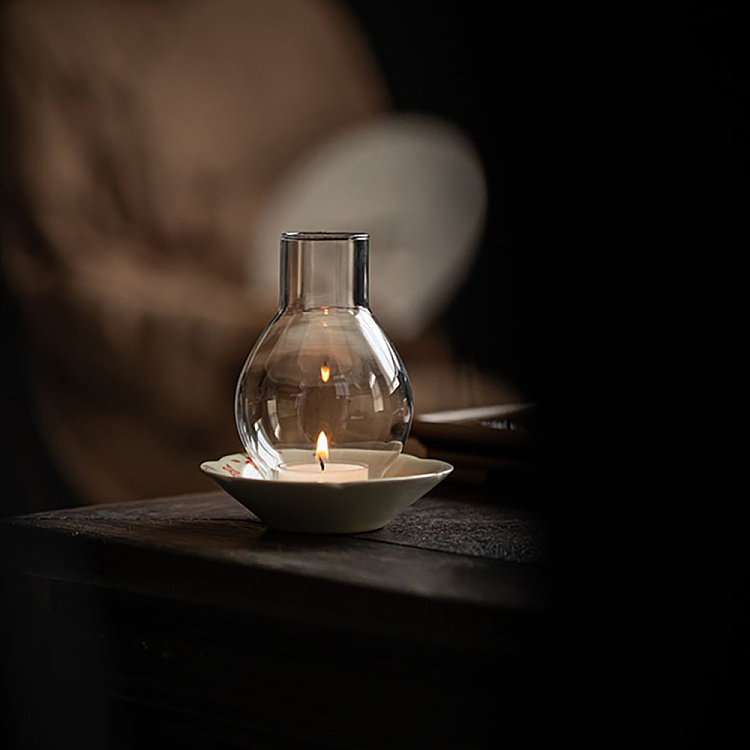 tea-sharing-dream-seeking-candlesticks-2