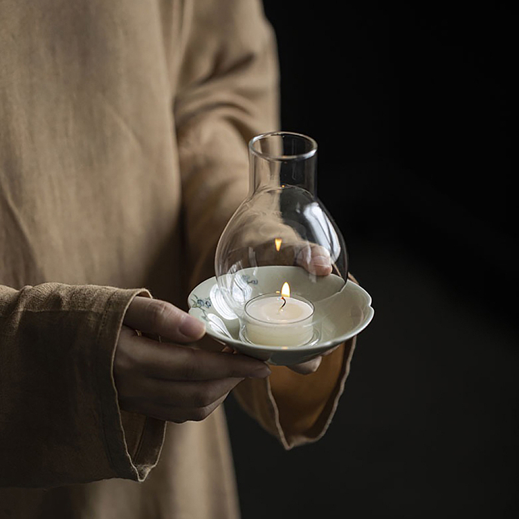 tea-sharing-dream-seeking-candlesticks-3